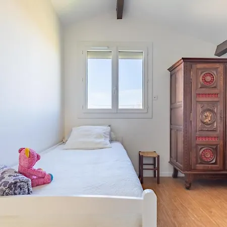 La Roseraie - Maison Spacieuse 3