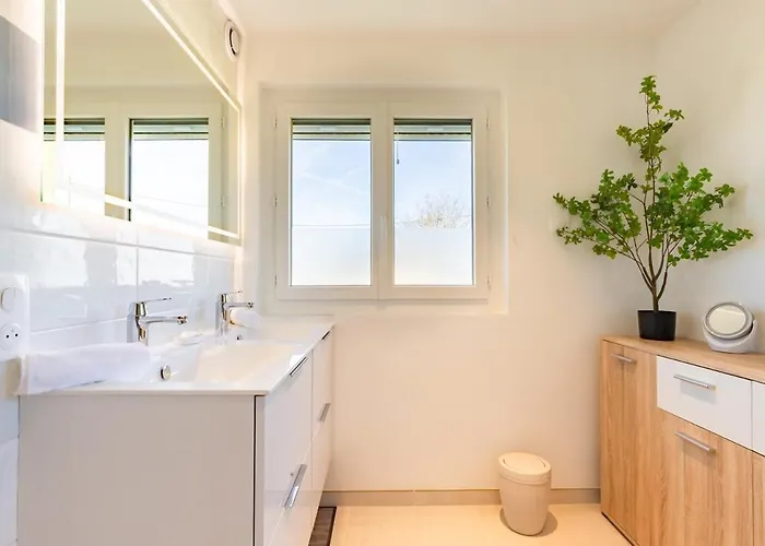 La Roseraie - Maison Spacieuse 3 Feriehus *